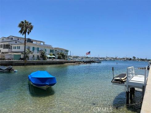 2225 Vista Huerta , Newport Beach, CA