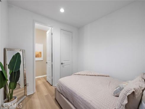 20452  Santa Ana Ave  B , Newport Beach, CA