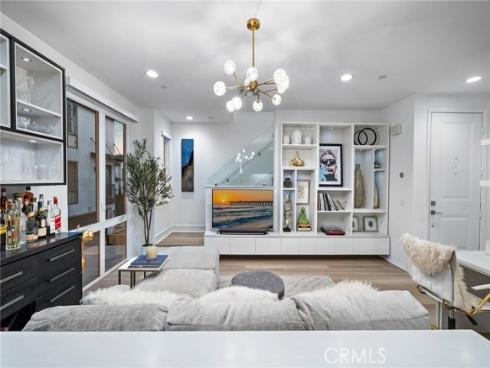 20452  Santa Ana Ave  B , Newport Beach, CA