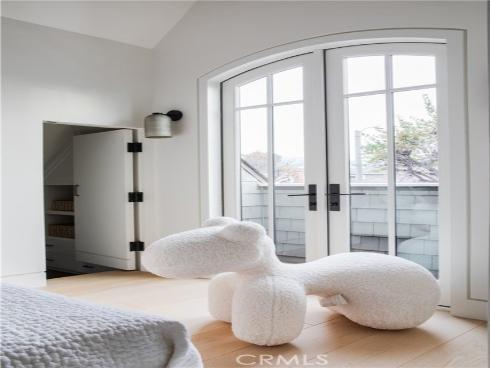 1962 Port Cardiff , Newport Beach, CA