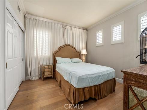 1441 High Bluff , Newport Beach, CA