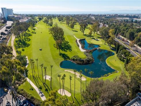 1441 High Bluff , Newport Beach, CA