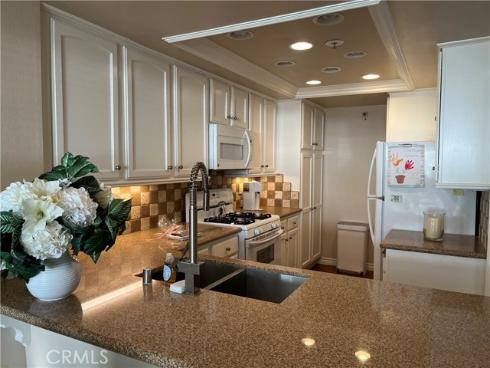 280 Cagney Lane 115 , Newport Beach, CA