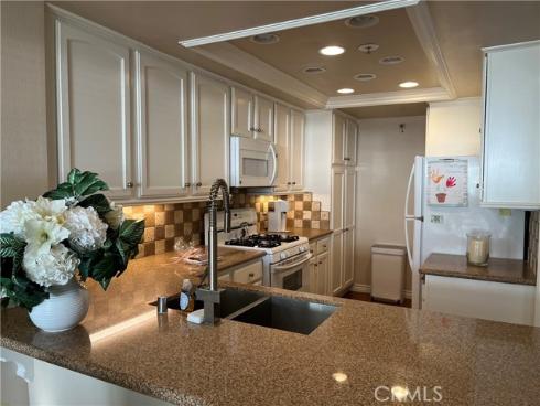 280 Cagney Lane 115 , Newport Beach, CA