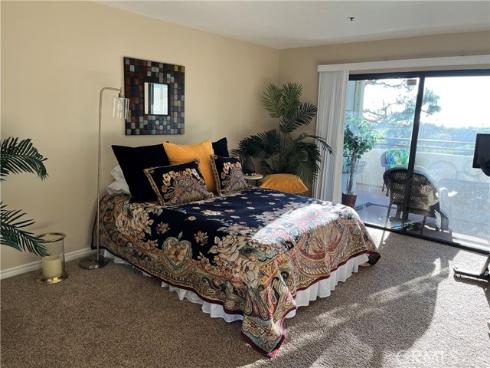 280 Cagney Lane 115 , Newport Beach, CA