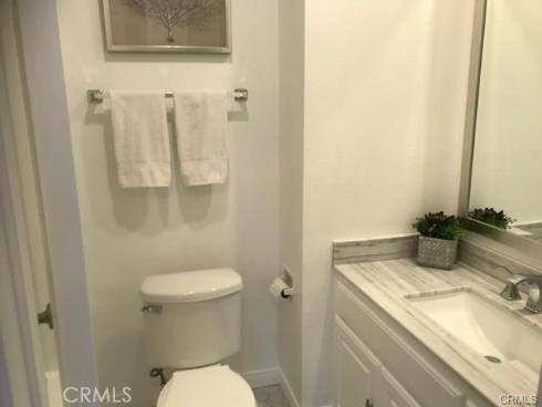 100 Scholz Plaza Ph1 , Newport Beach, CA