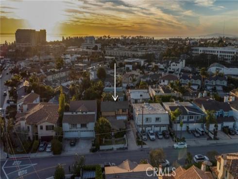 3209 Clay , Newport Beach, CA