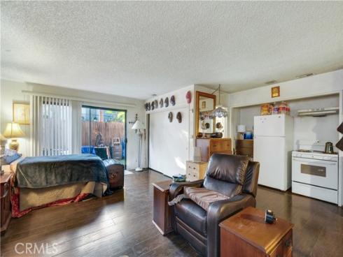 3209 Clay , Newport Beach, CA