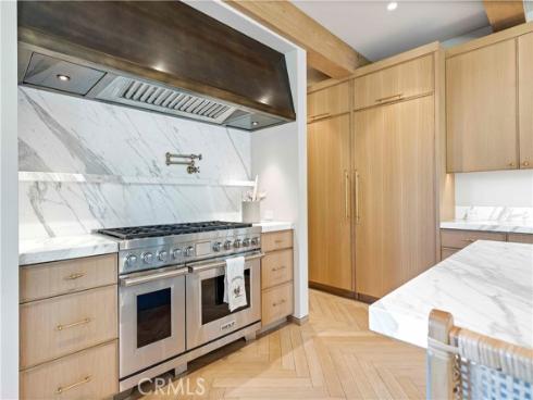 2571 Vista , Newport Beach, CA