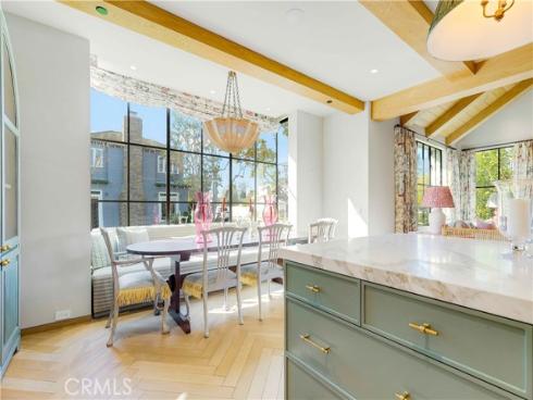 2571 Vista , Newport Beach, CA