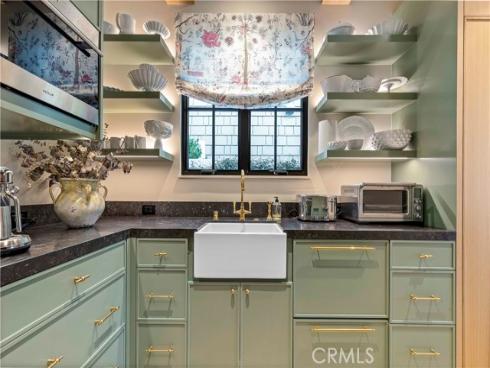 2571 Vista , Newport Beach, CA