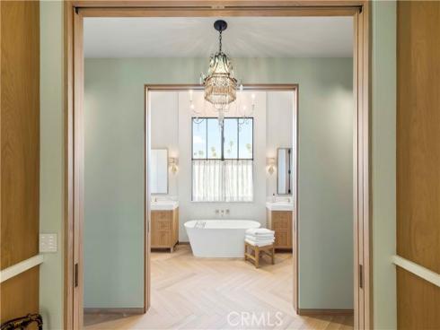 2571 Vista , Newport Beach, CA