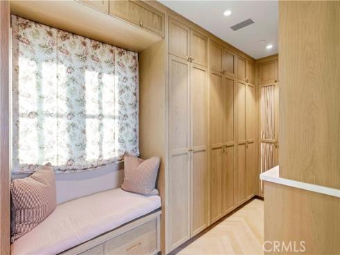 2571 Vista , Newport Beach, CA