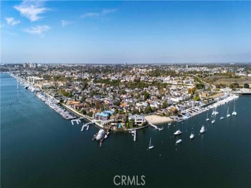 2571 Vista , Newport Beach, CA