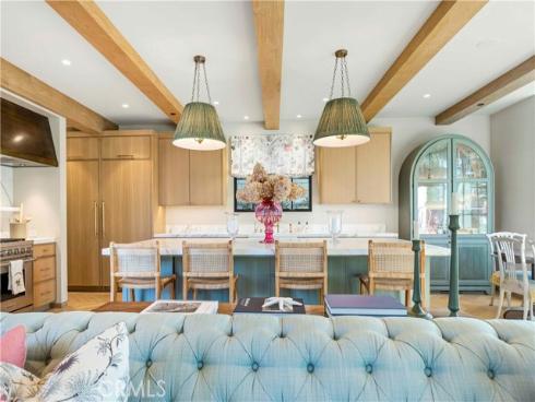 2571 Vista , Newport Beach, CA