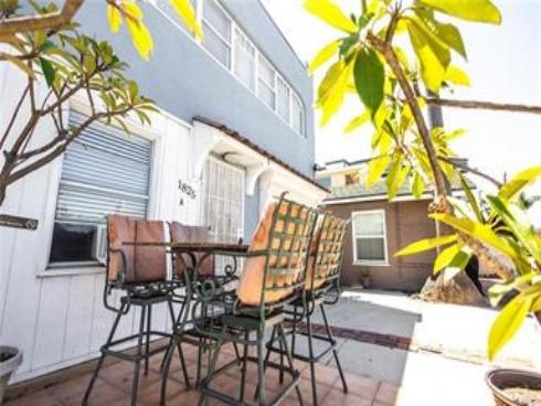 1825 W Balboa Boulevard, Newport Beach, CA