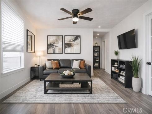 1825 W Balboa Boulevard, Newport Beach, CA