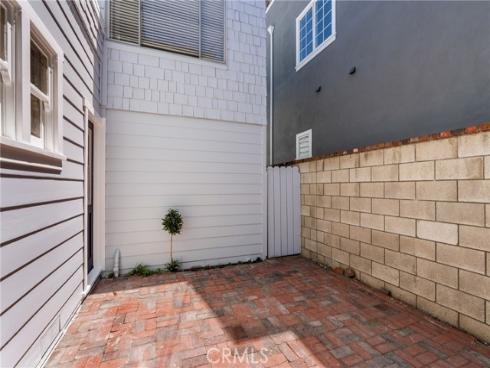 216  Amethyst  , Newport Beach, CA