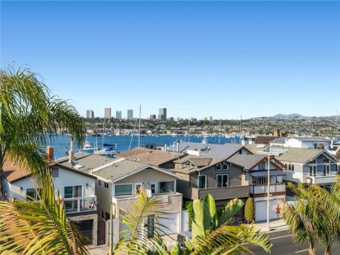 1201 E Balboa   Boulevard, Newport Beach, CA