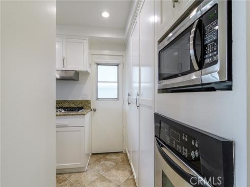 302 S Bay Front , Newport Beach, CA