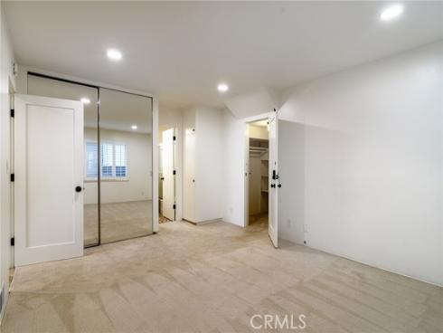 302 S Bay Front , Newport Beach, CA