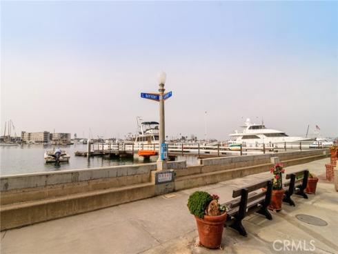302 S Bay Front , Newport Beach, CA