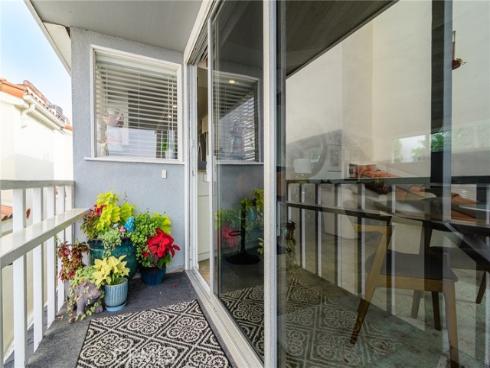 302 S Bay Front , Newport Beach, CA