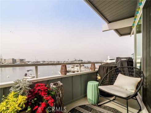302 S Bay Front , Newport Beach, CA