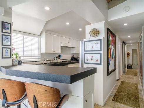 302 S Bay Front , Newport Beach, CA