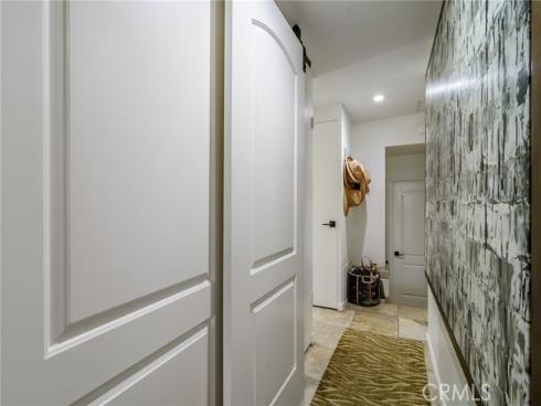 302 S Bay Front , Newport Beach, CA