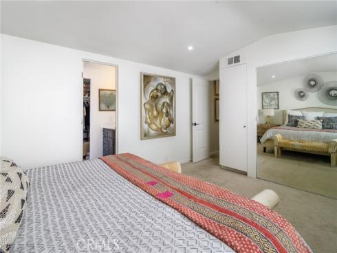 302 S Bay Front , Newport Beach, CA