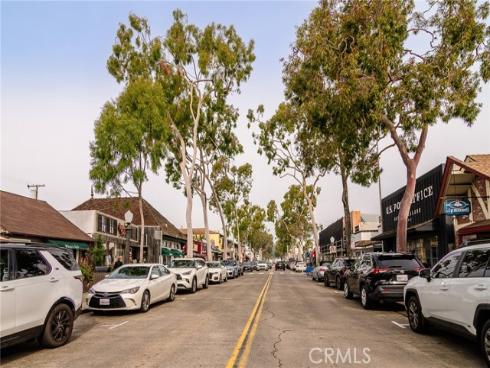 302 S Bay Front , Newport Beach, CA