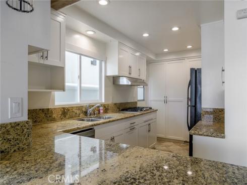 302 S Bay Front , Newport Beach, CA