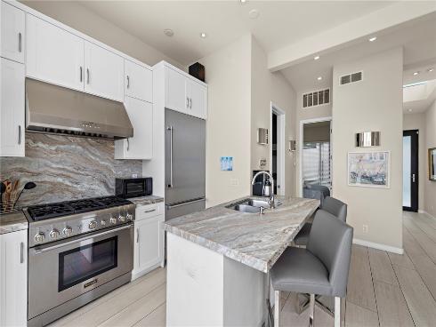 1504 W Oceanfront 5 , Newport Beach, CA