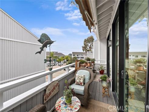 307 Columbia , Newport Beach, CA