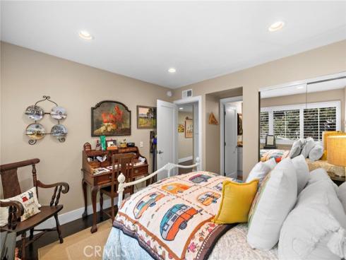 307 Columbia , Newport Beach, CA