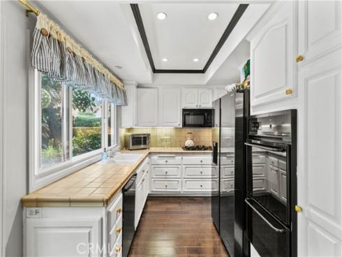 2638 Vista del Oro , Newport Beach, CA