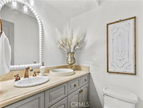 2638 Vista del Oro , Newport Beach, CA