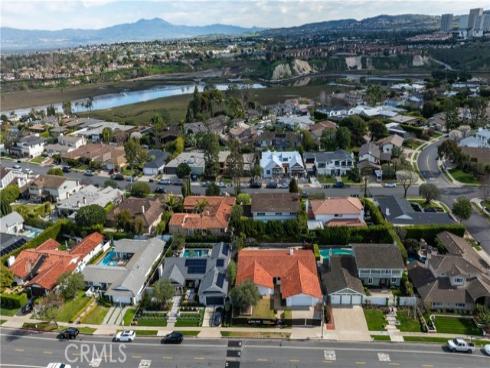 1412  Santiago Dr  , Newport Beach, CA