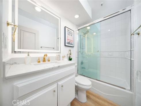 67 Sea Island Drive, Newport Beach, CA