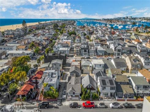 307 Fernando , Newport Beach, CA