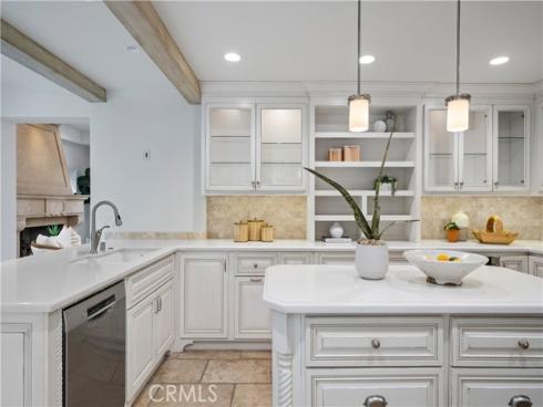 110  Via Trieste  , Newport Beach, CA