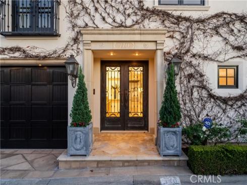 110  Via Trieste  , Newport Beach, CA