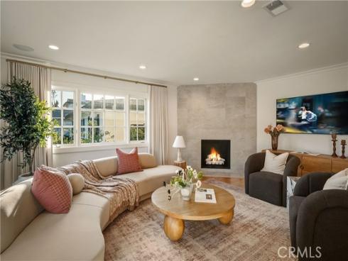 425 Tustin Avenue, Newport Beach, CA