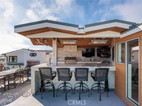 44  Balboa  , Newport Beach, CA