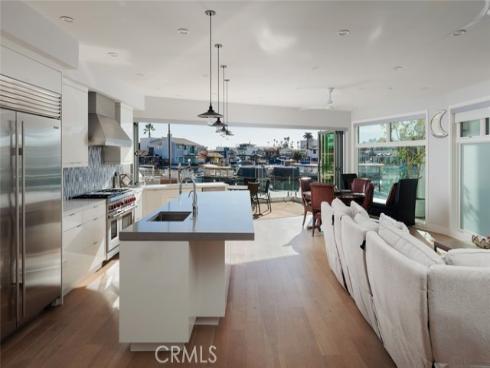 44  Balboa  , Newport Beach, CA