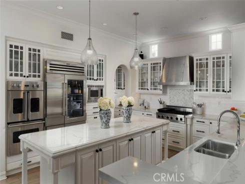 9 Boardwalk , Newport Beach, CA