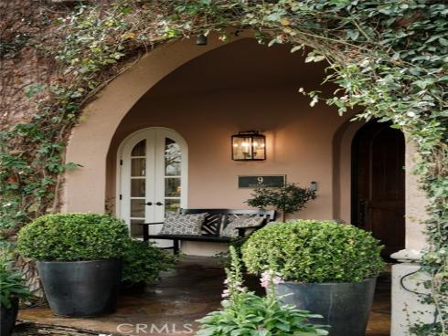 9 Boardwalk , Newport Beach, CA