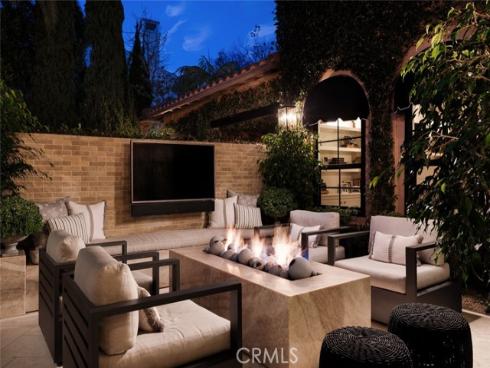 9 Boardwalk , Newport Beach, CA