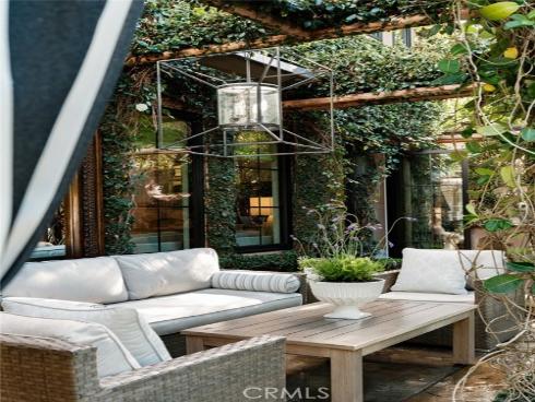 9 Boardwalk , Newport Beach, CA